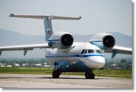 Antonov An-72 RussiaAF-Douchanbe-07mai2008-DSC_0097.jpg